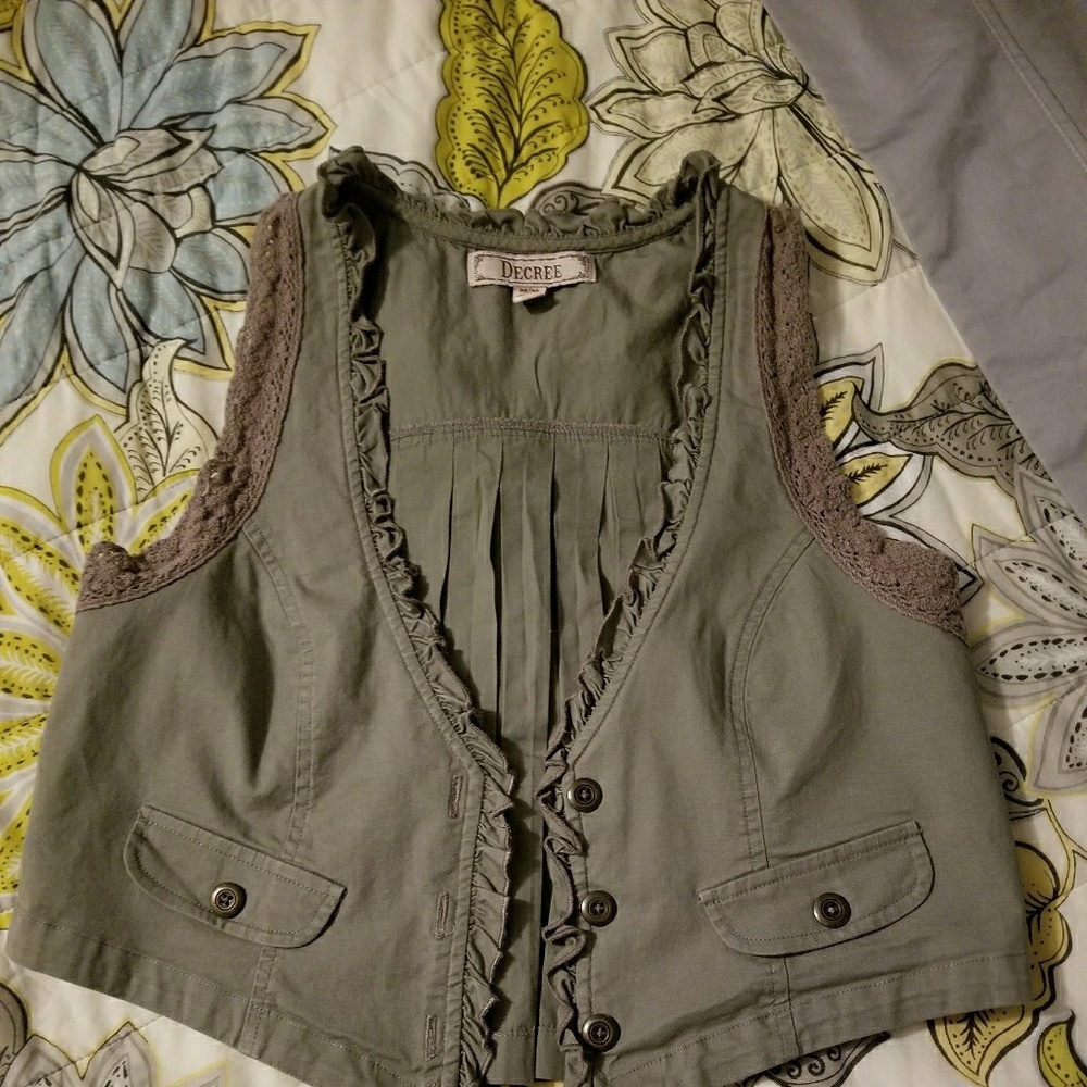 Army green vest with ruffle detail